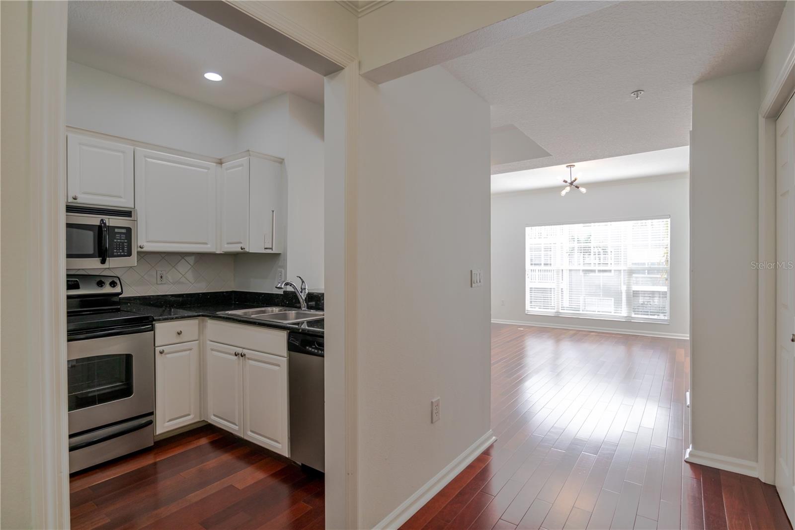 HYDE PARK WALK A CONDO - Residential