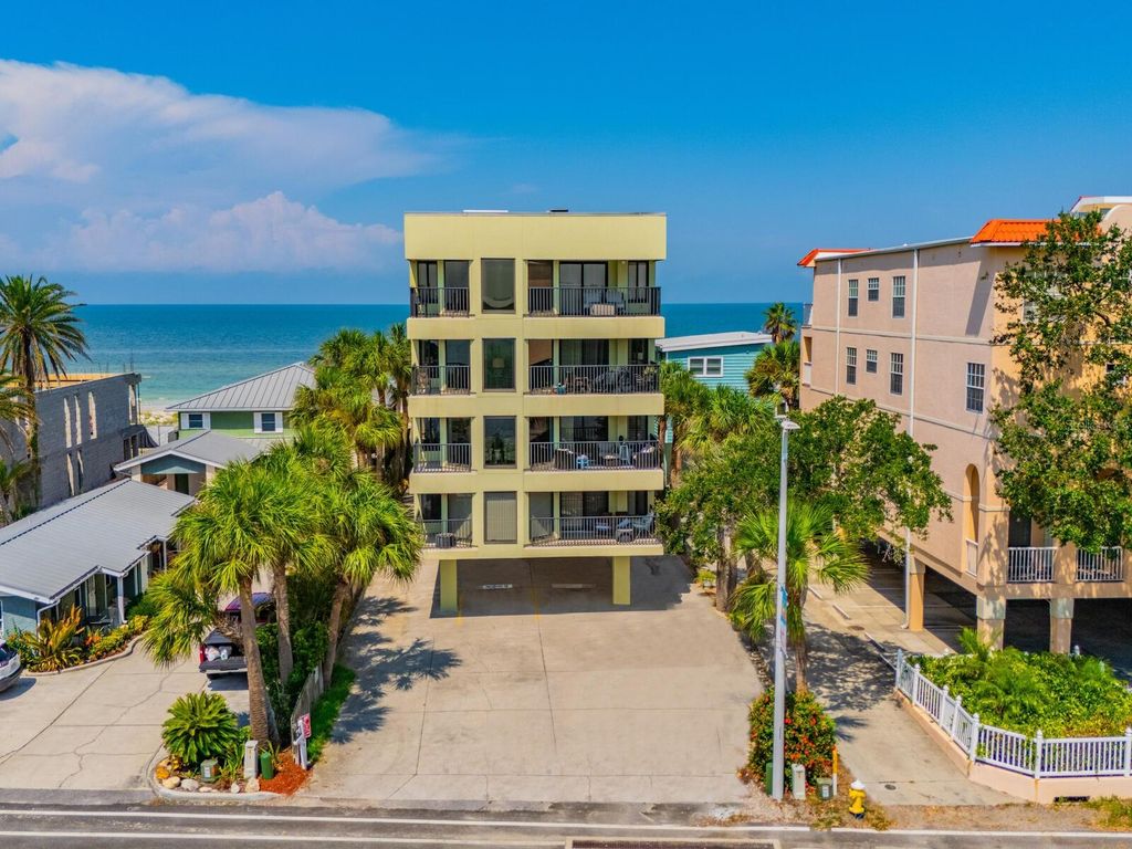 Photo of 74 Gulf Boulevard #2A, Indian Rocks Beach, FL 33785 (MLS # U8252388)