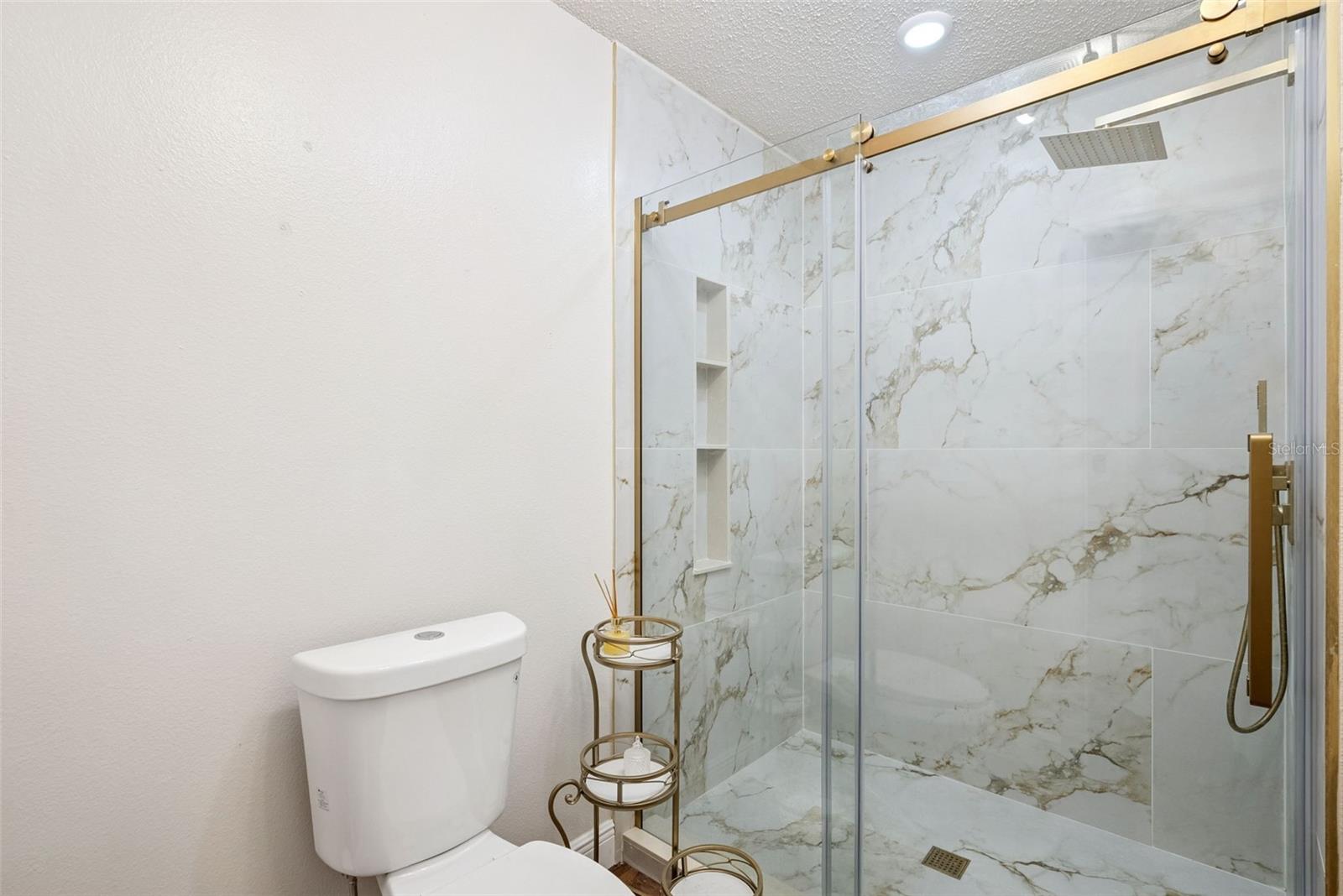 DELTONA LAKES UNIT 32 - Residential