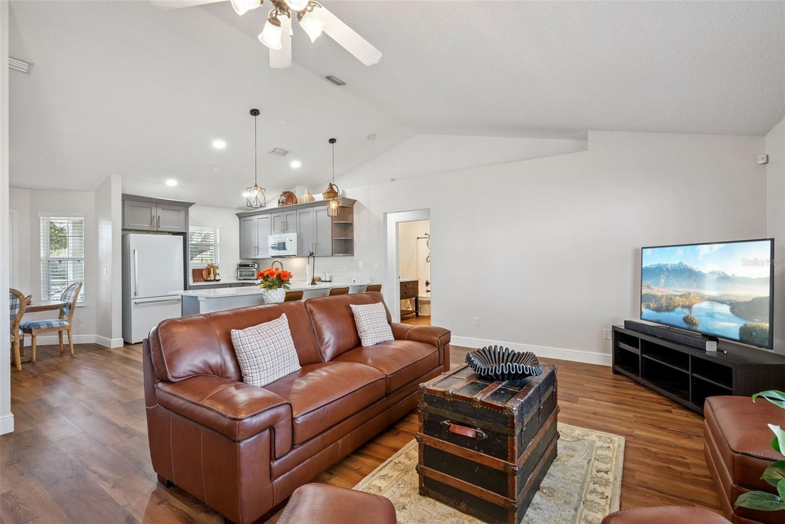 DELTONA LAKES UNIT 32 - Residential