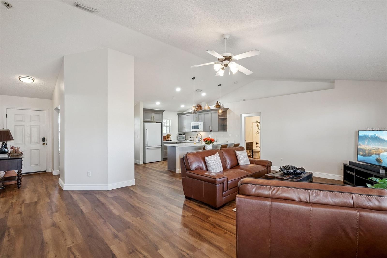 DELTONA LAKES UNIT 32 - Residential