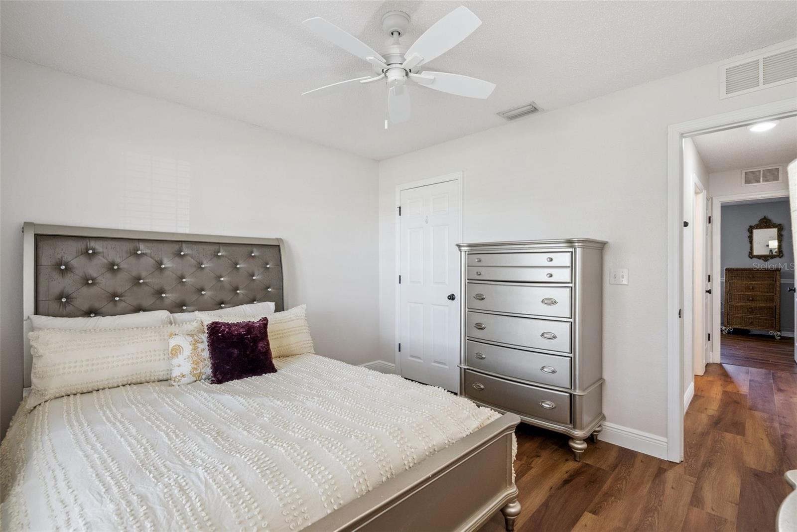 DELTONA LAKES UNIT 32 - Residential