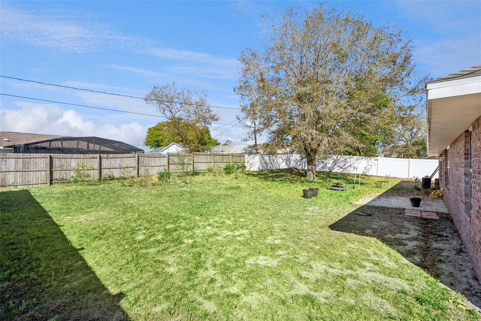 DELTONA LAKES UNIT 32 - Residential