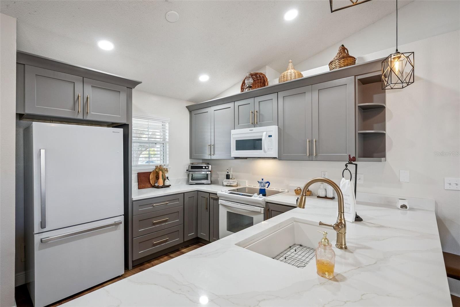 DELTONA LAKES UNIT 32 - Residential