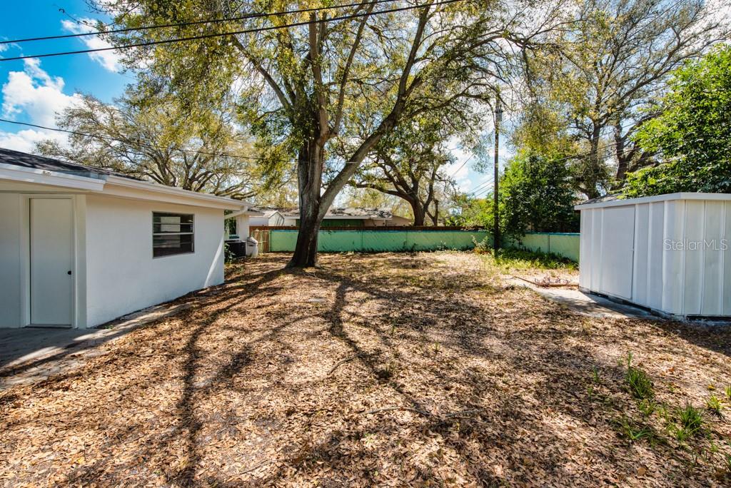 PINE RIDGE MANOR - Residential