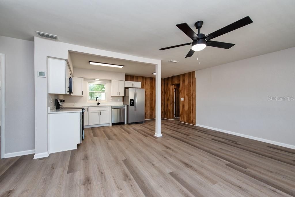 Photo of 917 18th Street SW, Largo, FL 33770 (MLS # TB8483964)