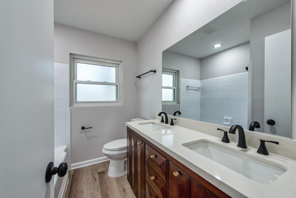 PINE RIDGE MANOR - Residential