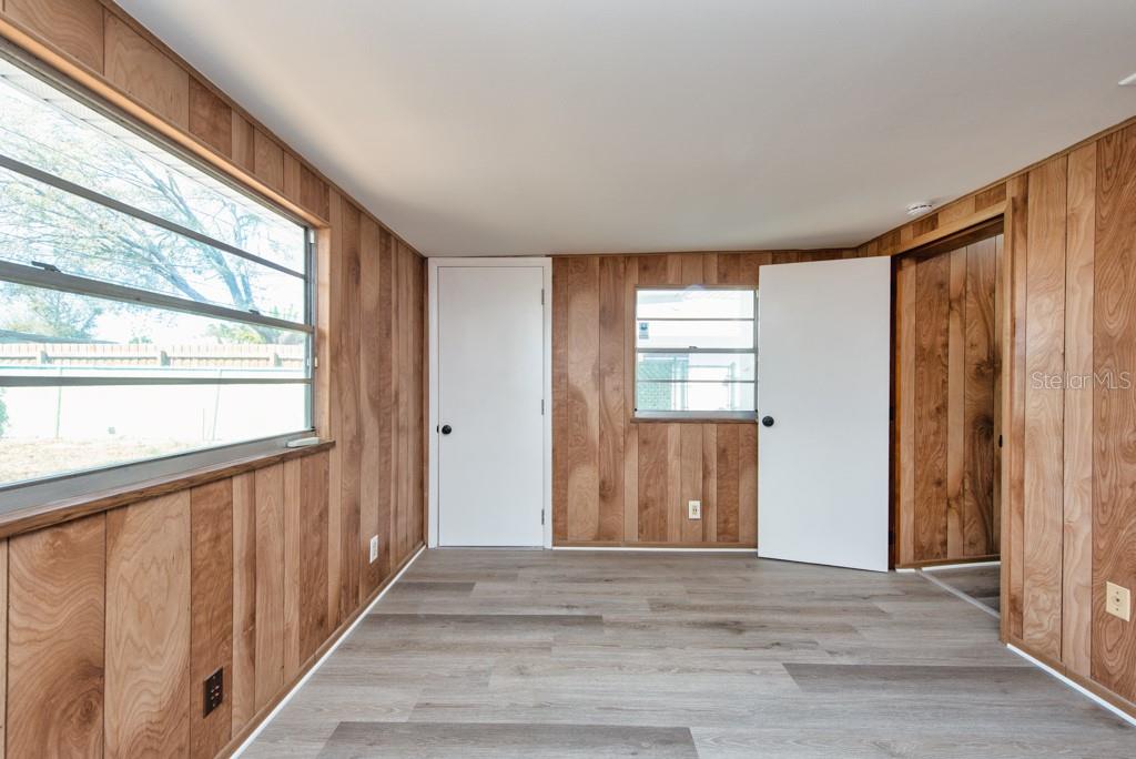 PINE RIDGE MANOR - Residential