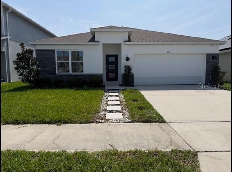 FANTASTIC HOME IN A GREAT NEIGHBORHOOD! THIS HOME IS THE CALI MODEL, BUILT BY DR HORTON AND JUST FOUR YEARS OLD! YOU WILL LOVE THE OPEN SPLIT-FLOOR PLAN AND ELEGANT ENTRYWAY WITH GORGEOUS LUXURY VINYL FLOORING THAT CARRIES THROUGHOUT THE MAIN ROOMS & LEADS INTO A BIG KITCHEN WITH ISLAND THAT OEPNS TO GREAT ROOM AND DINING AREA WHICH FEATURES A GORGEOUS & MODERN-LOOKING ACCENT WALL, ALONG WITH A WONDERFUL VIEW THROUGH DOUBLE SLIDERS LEADING OUT TO THE LARGE SCREENED PATIO OVERLOOKING A LARGE GREENBELT AREA.  THE KITCHEN IS ULTRA-FUNCTIONAL WITH A HUGE PANTRY, STAINLESS STEEL APPLIANCES, ALONG WITH NICE S/S WASHER/DRYER IN THE LAUNDRY ROOM TOO! THE PRIMARY BEDROOM IS LARGE WITH WALK-IN CLOSET AND EN SUITE BATH, DOUBLE VANITY & WALK-IN SHOWER.  THE THREE SPARE BEDROOMS ARE LIGHT & BRIGHT WITH GOOD-SIZE WINDOWS TOO.  THIS HOME IS LOCATED IN THE SUMMERLY COMMUNITY WHICH FEATURES A CLUBHOUSE, LARGE INGROUND POOL A WONDERFUL PLAYGROUND, AND SIDEWALKS THROUGHOUT MAKE THIS THE PERFECT COMMUNITY FOR ANYONE WHO IS SAFETY CONSCIOUS AND LOVES SPENDING TIME OUTDOORS!  THE HOA FEE IS RELATIVELY LOW AT JUST $83/MO, SO WELL WORTH IT FOR ACCESS TO THE NEIGHBORHOOD AMENITIES COMPARED TO THE COST TO MAINTAIN A PRIVATE POOL OR A CLUB MEMBERSHIP!  COME TAKE A LOOK AT THIS JEWEL OF A HOME TODAY BECAUSE WE HAVE PRICED IT TO SELL!