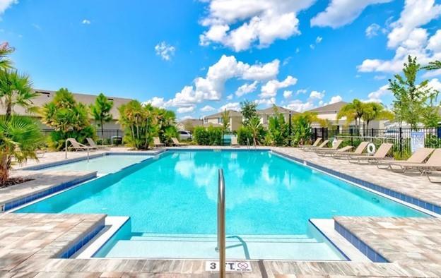 SUMMERLY - Residential