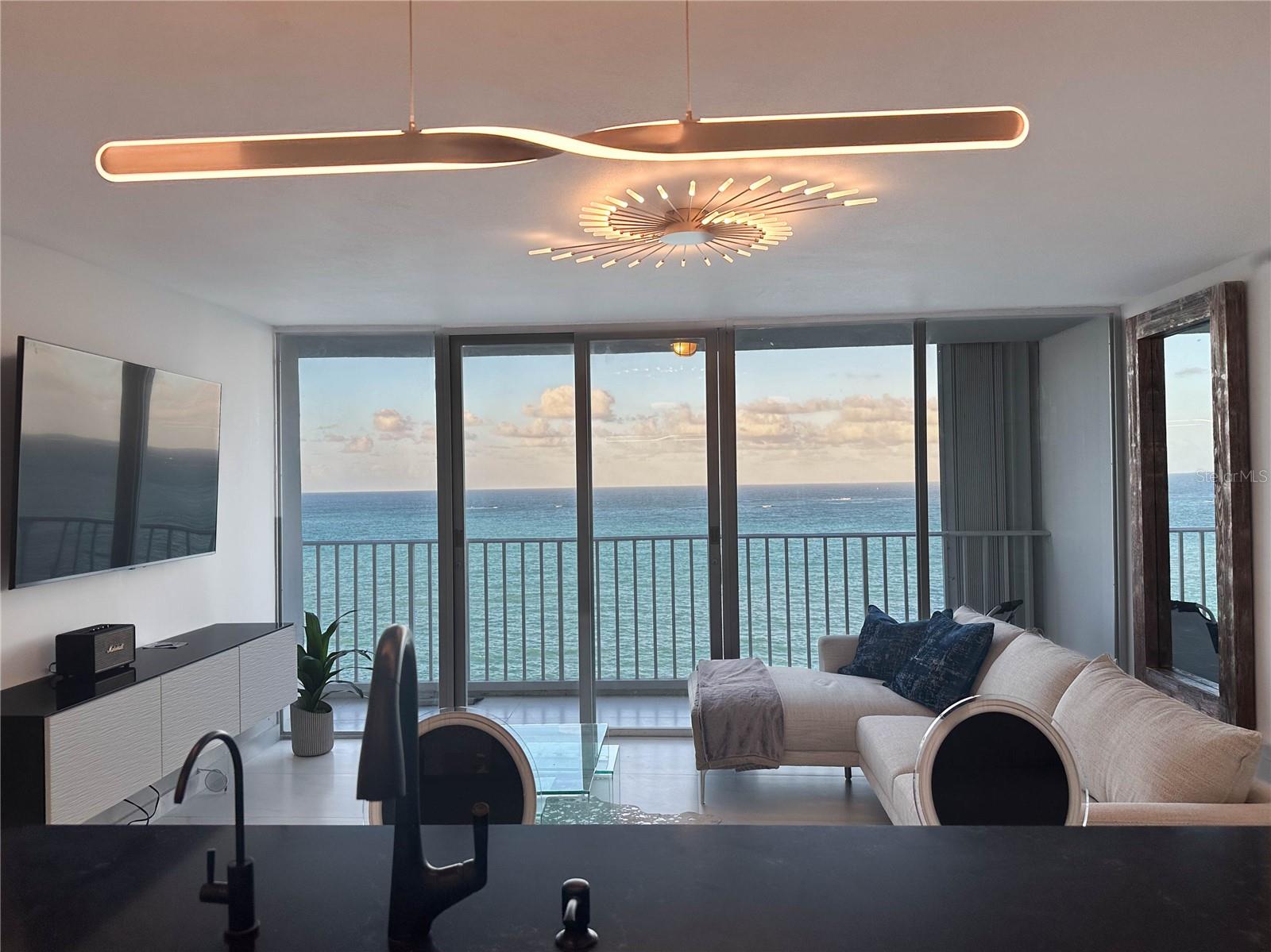 CONDESA DEL MAR 1205 - Residential