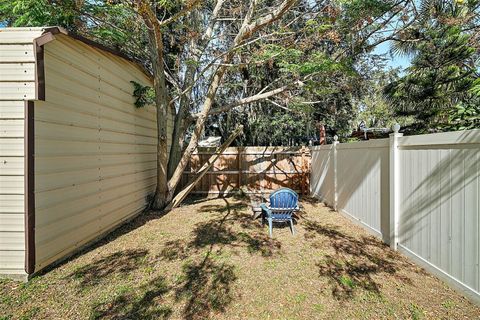 A home in EUSTIS