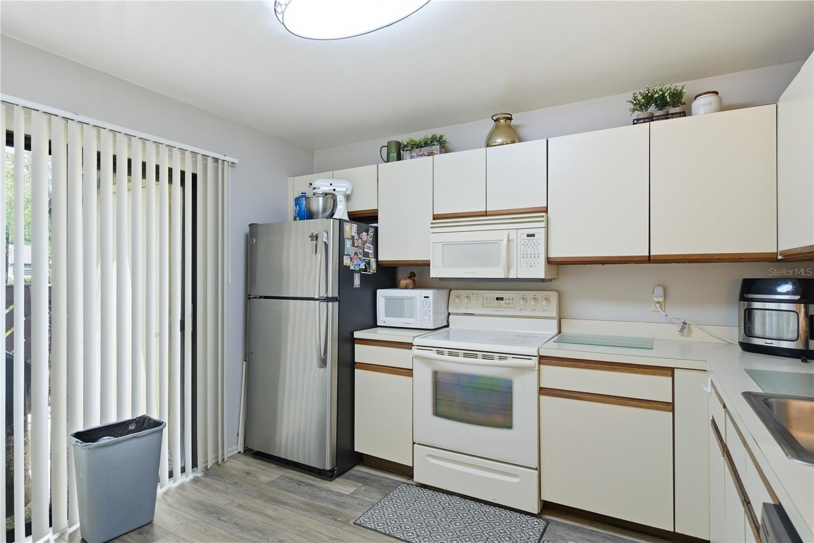 STRATHMORE GATE EAST - Residential