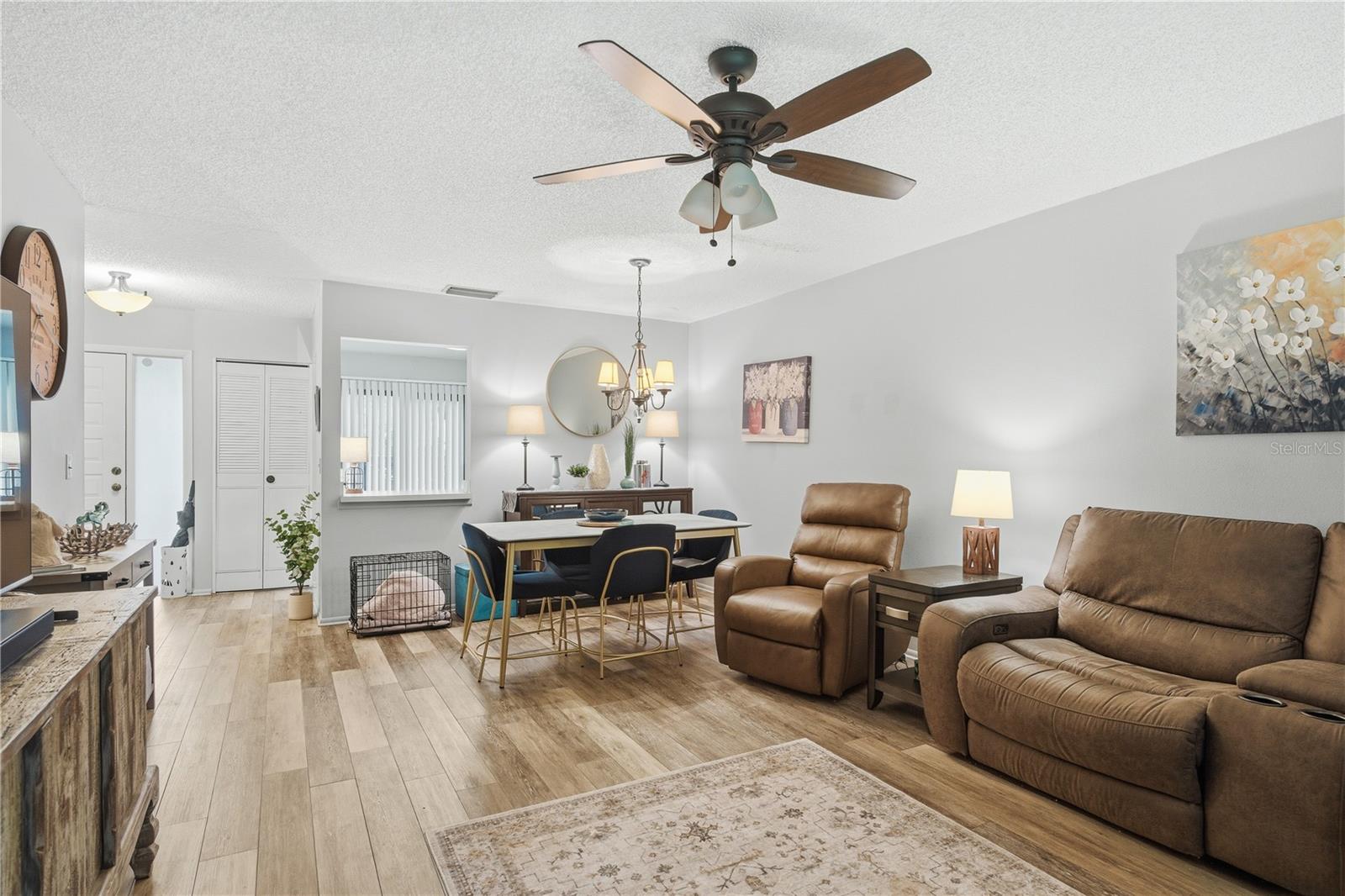 STRATHMORE GATE EAST - Residential