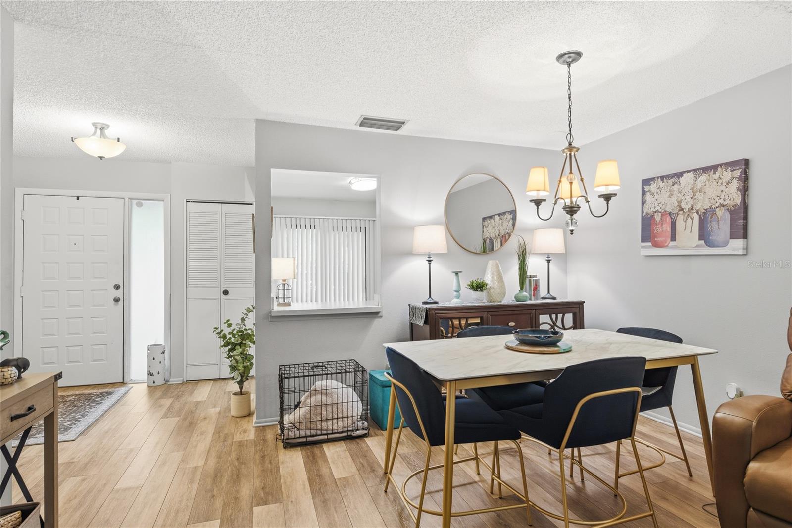 STRATHMORE GATE EAST - Residential