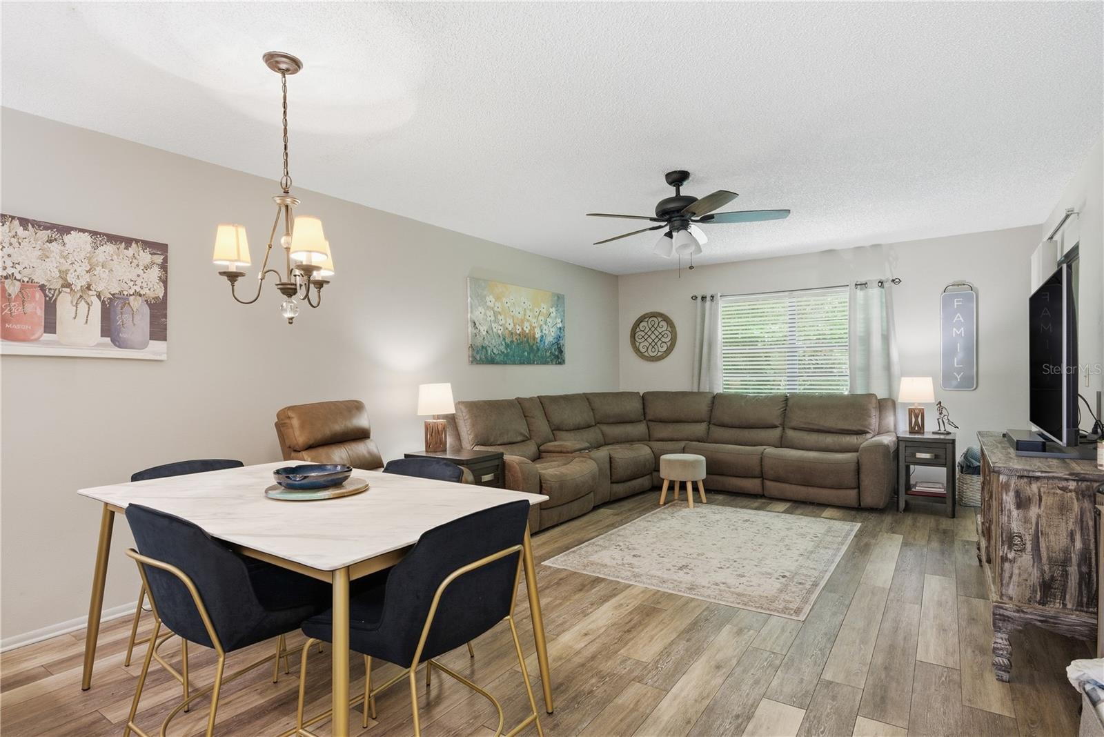 STRATHMORE GATE EAST - Residential