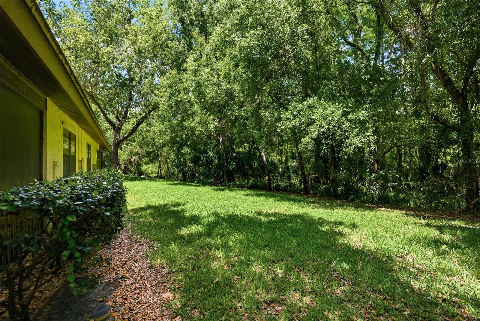 STRATHMORE GATE EAST - Residential