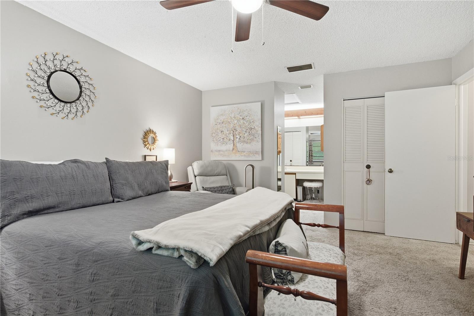 STRATHMORE GATE EAST - Residential