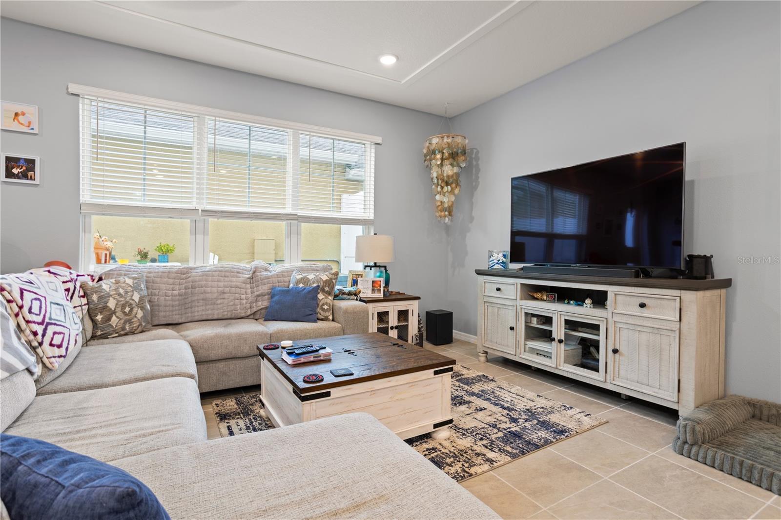 MEZZANO - Residential