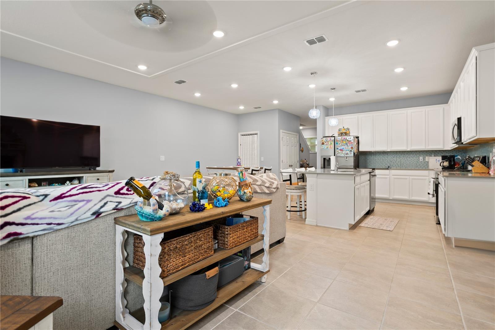 MEZZANO - Residential