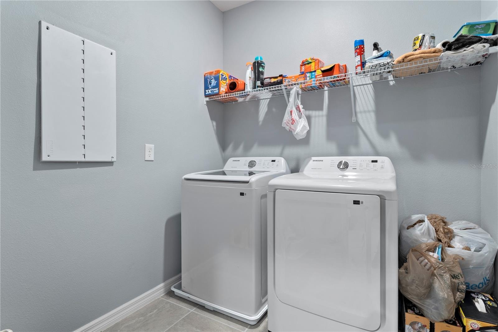 MEZZANO - Residential