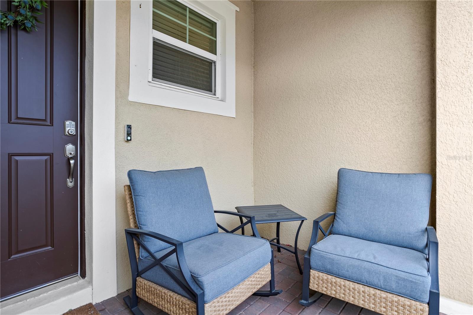 MEZZANO - Residential