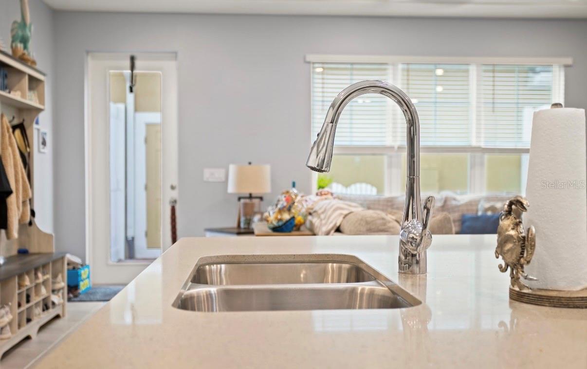 MEZZANO - Residential