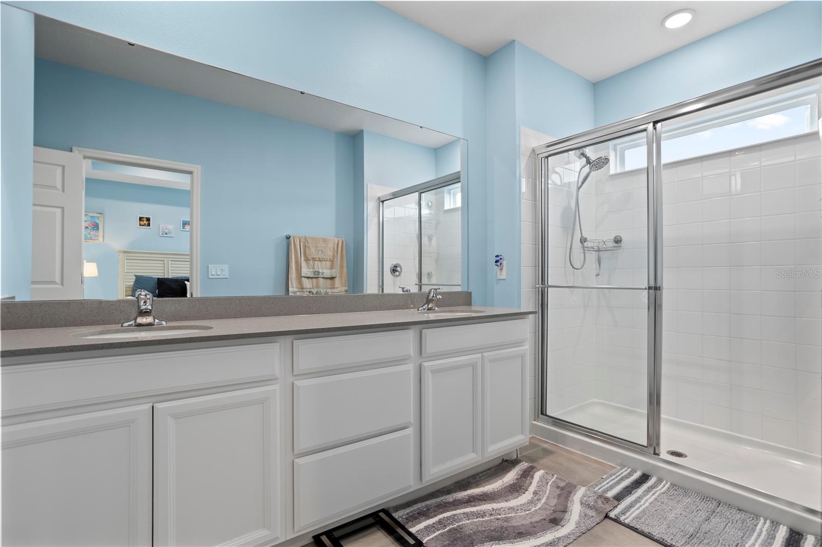 MEZZANO - Residential