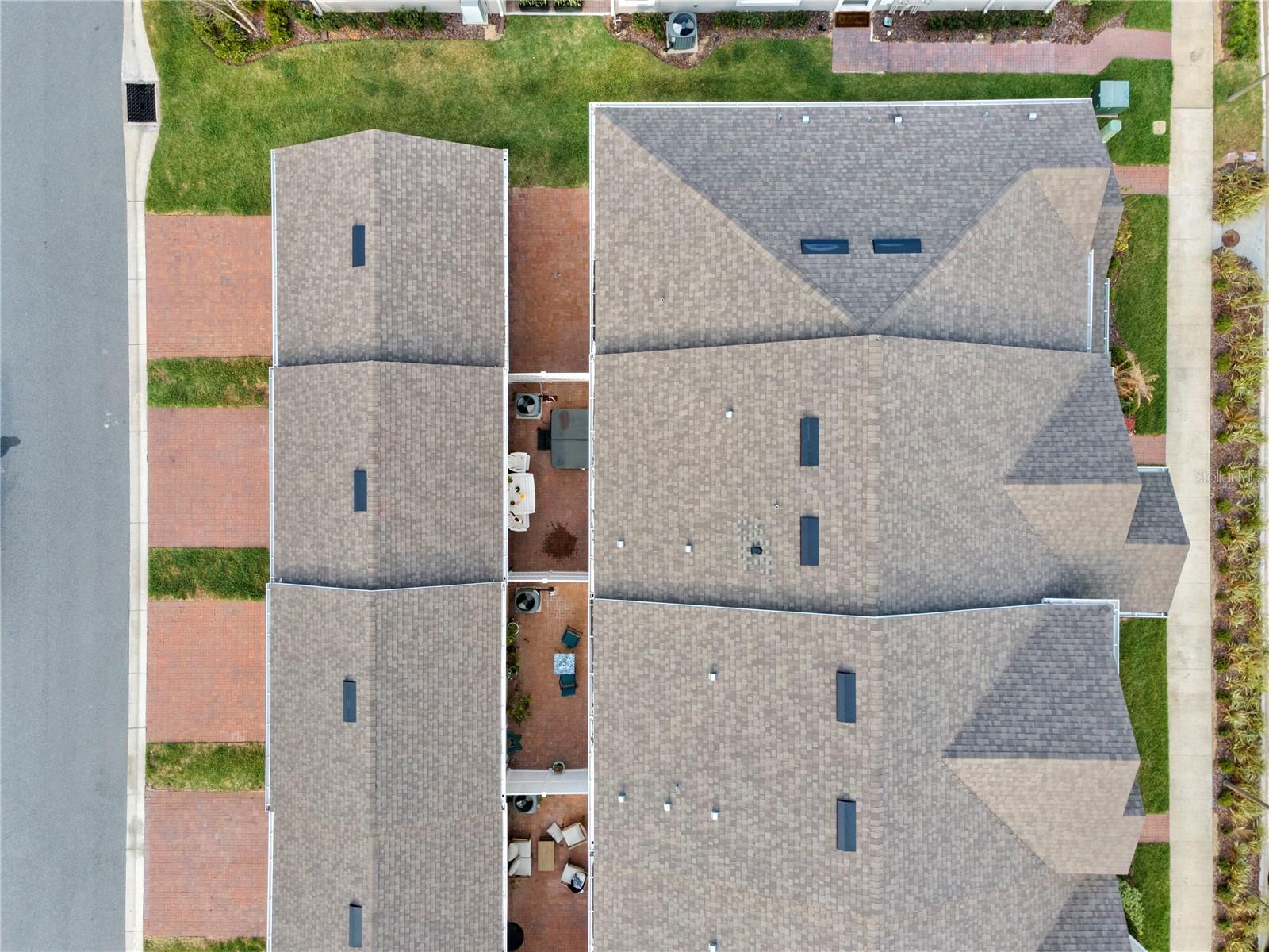 MEZZANO - Residential