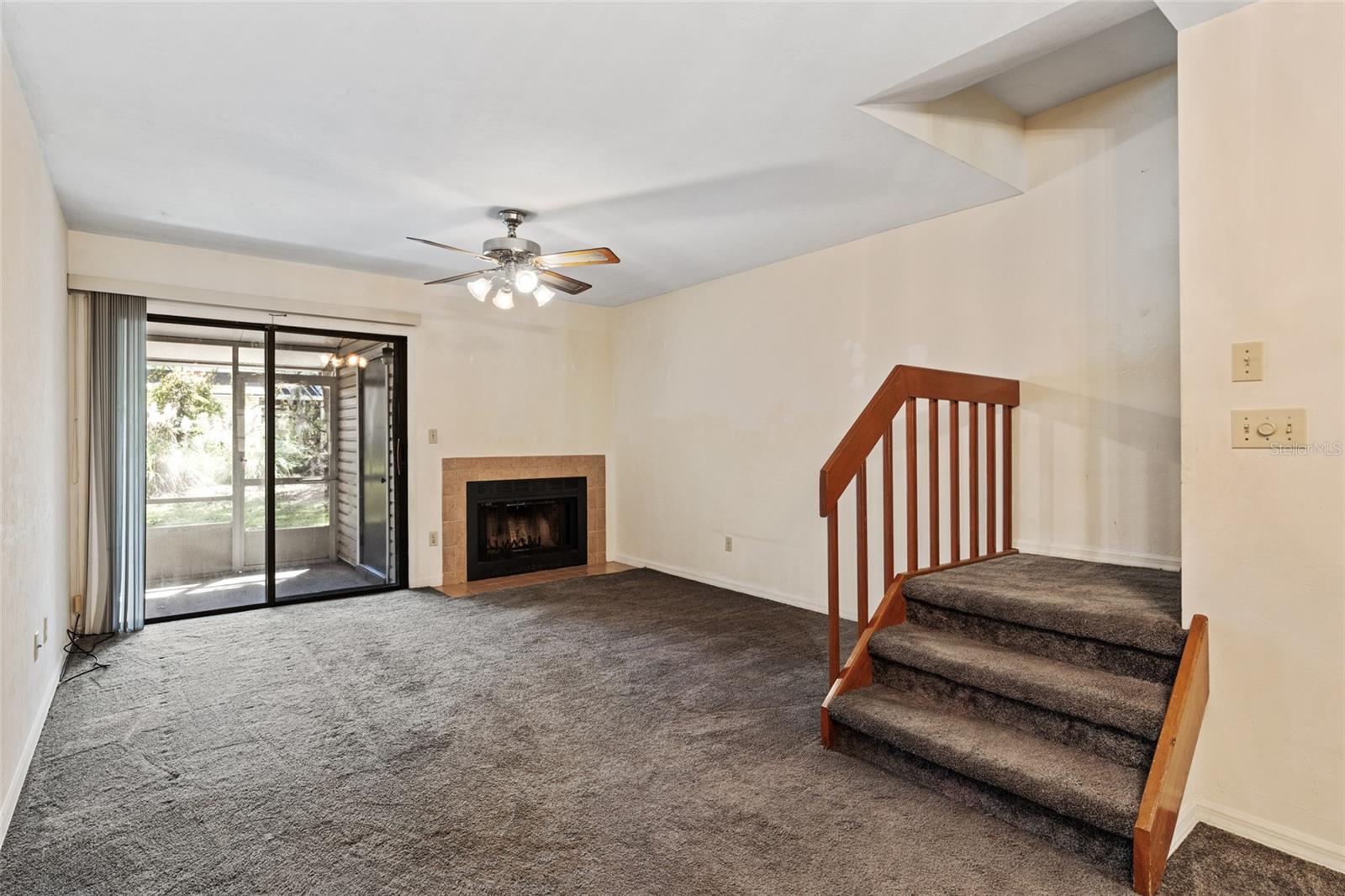 6227 SW 8TH PLACE