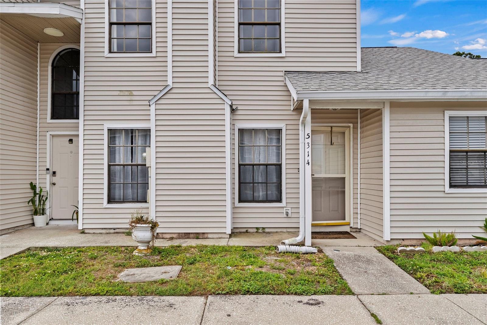 HAMPTON PARK TWNHMS UN 3 - Residential