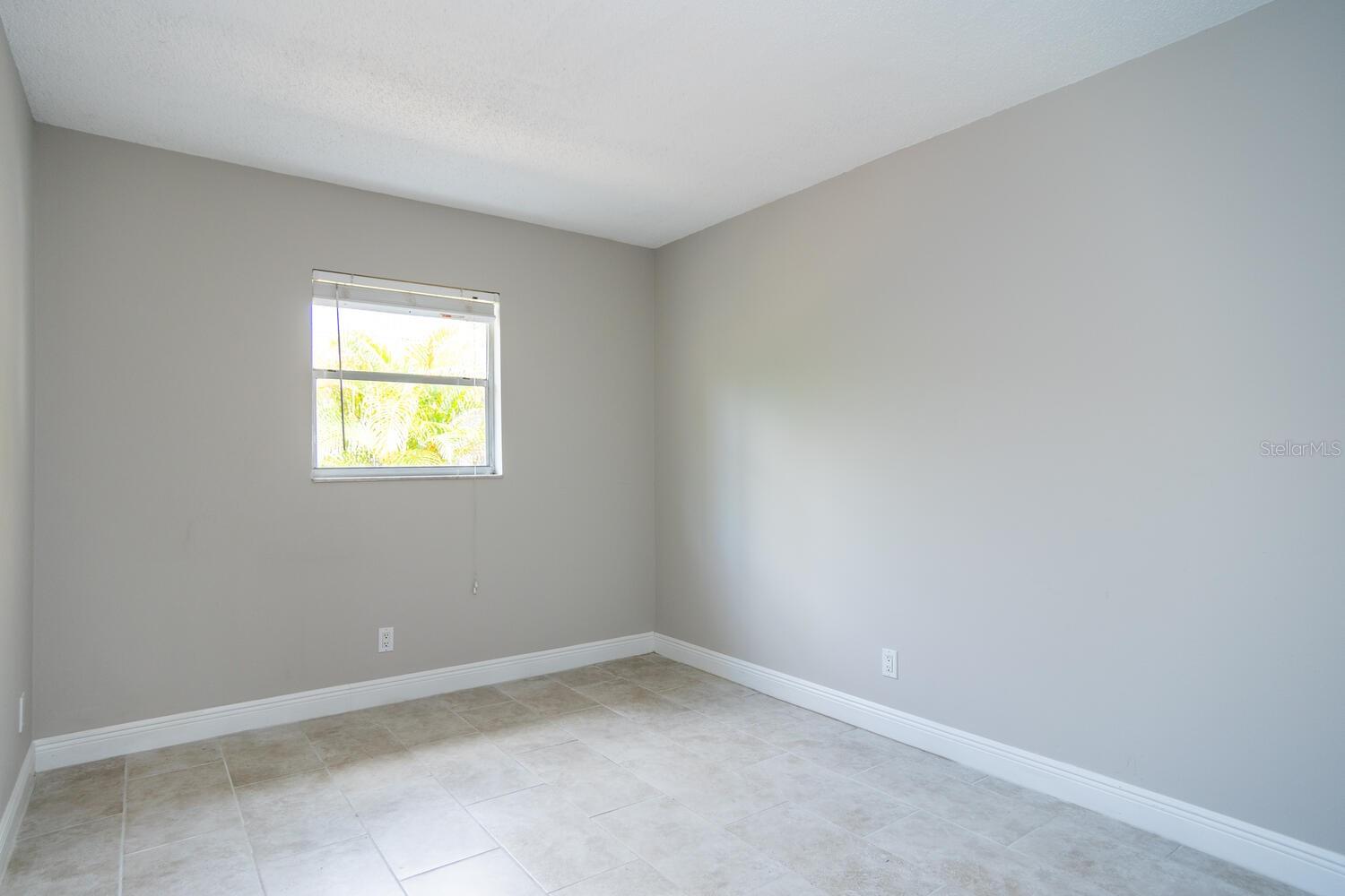 SHOREACRES CENTER - Residential Lease