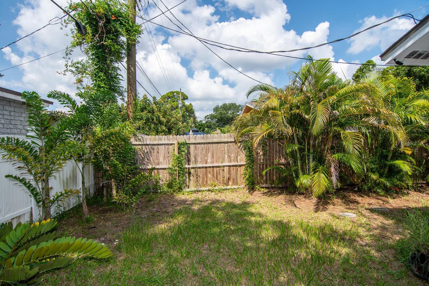 SHOREACRES CENTER - Residential Lease