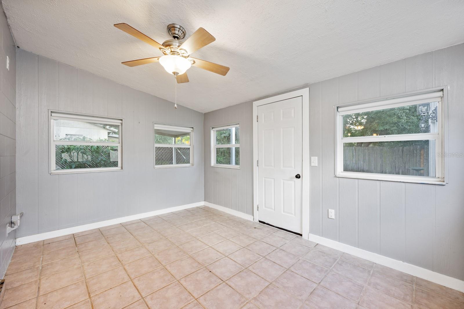 MILL RUN UNIT 2 - Residential