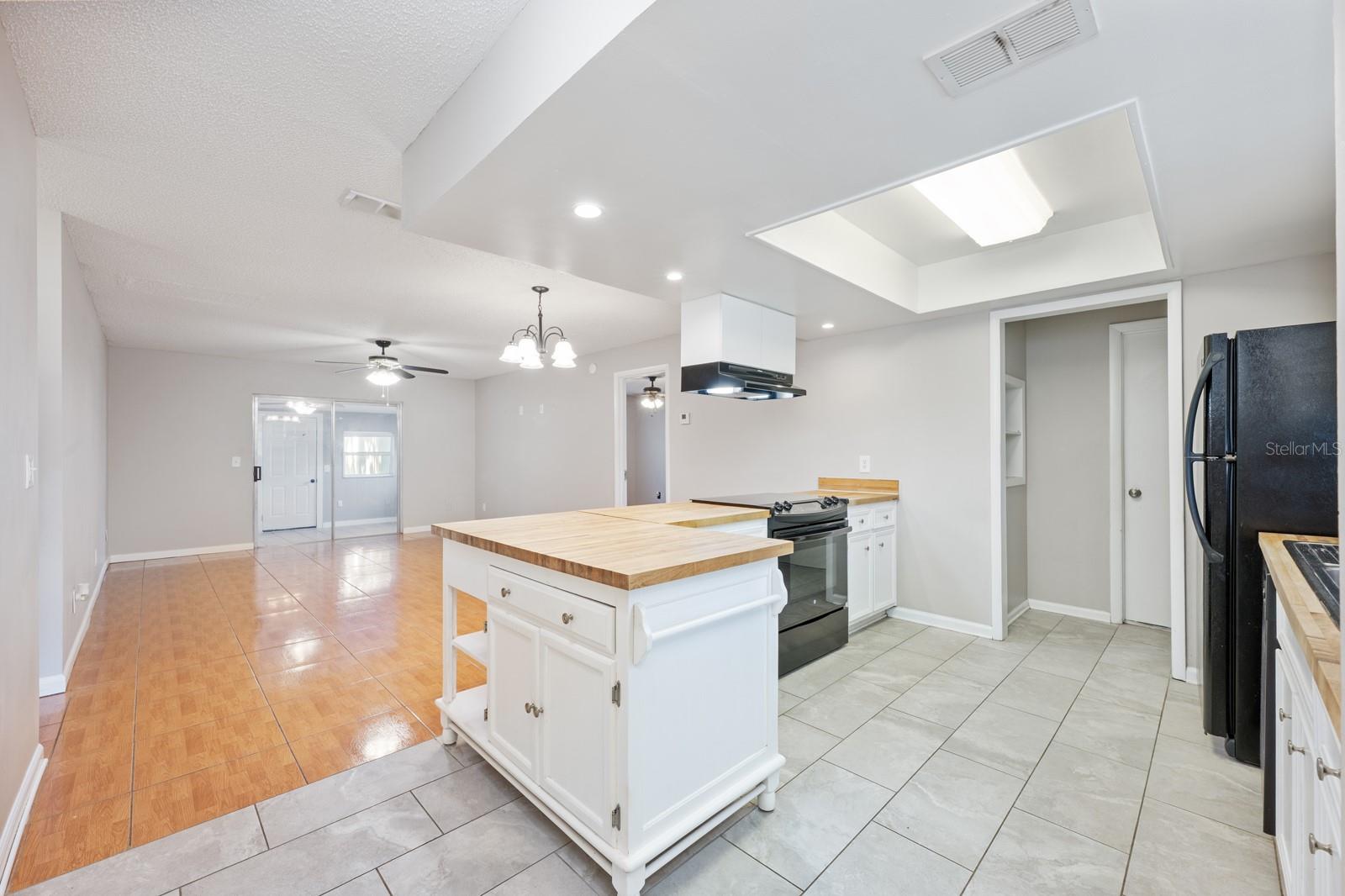 MILL RUN UNIT 2 - Residential