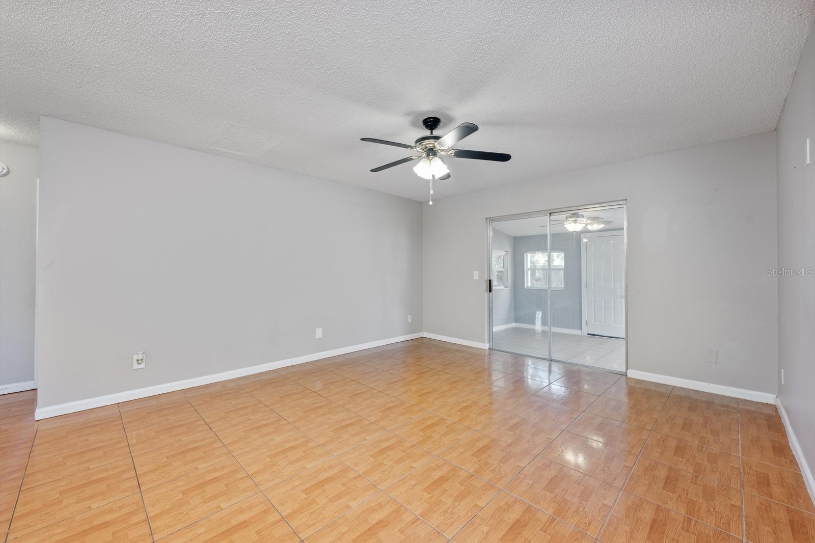 MILL RUN UNIT 2 - Residential