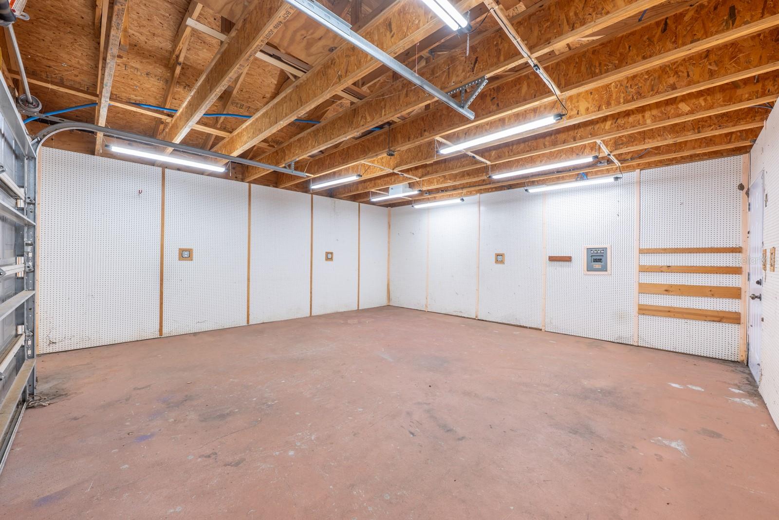 MILL RUN UNIT 2 - Residential