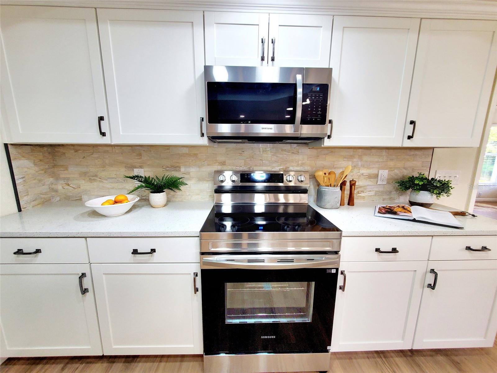 LAKESHORE VILLAGE AT WOODFIELD - Residential
