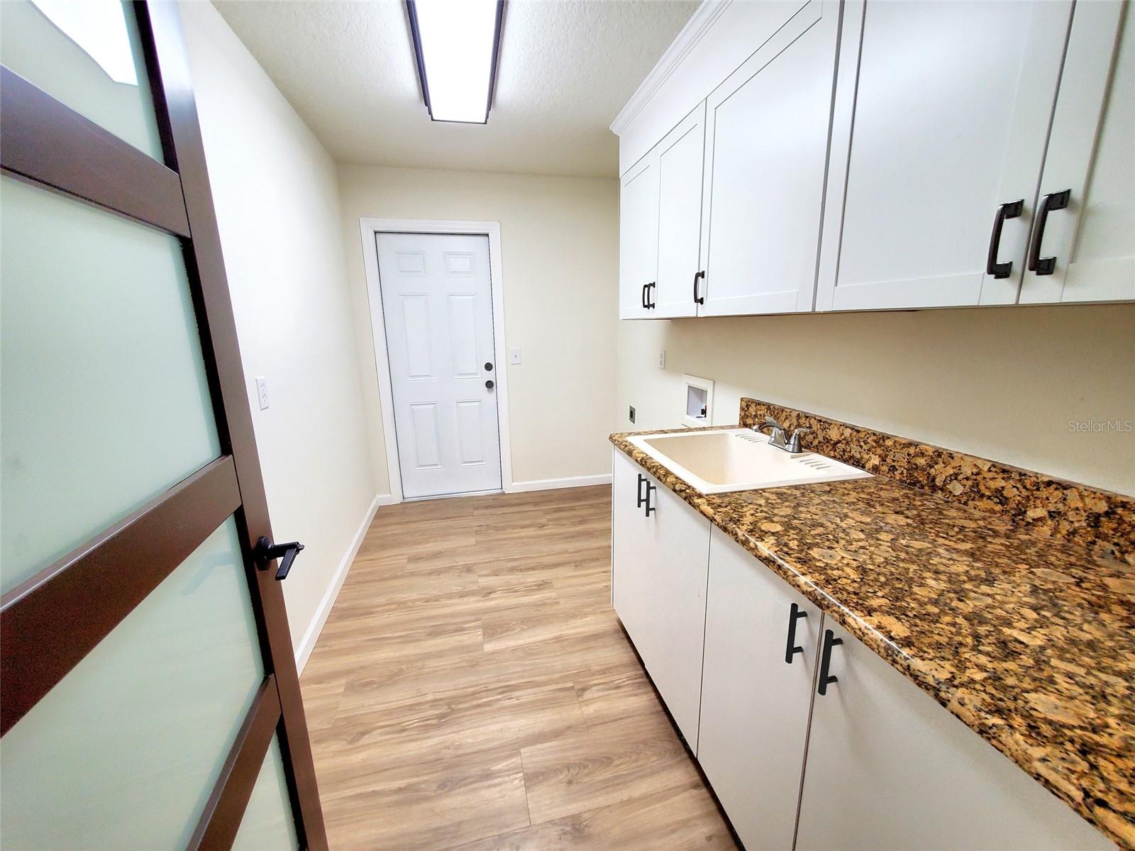 LAKESHORE VILLAGE AT WOODFIELD - Residential