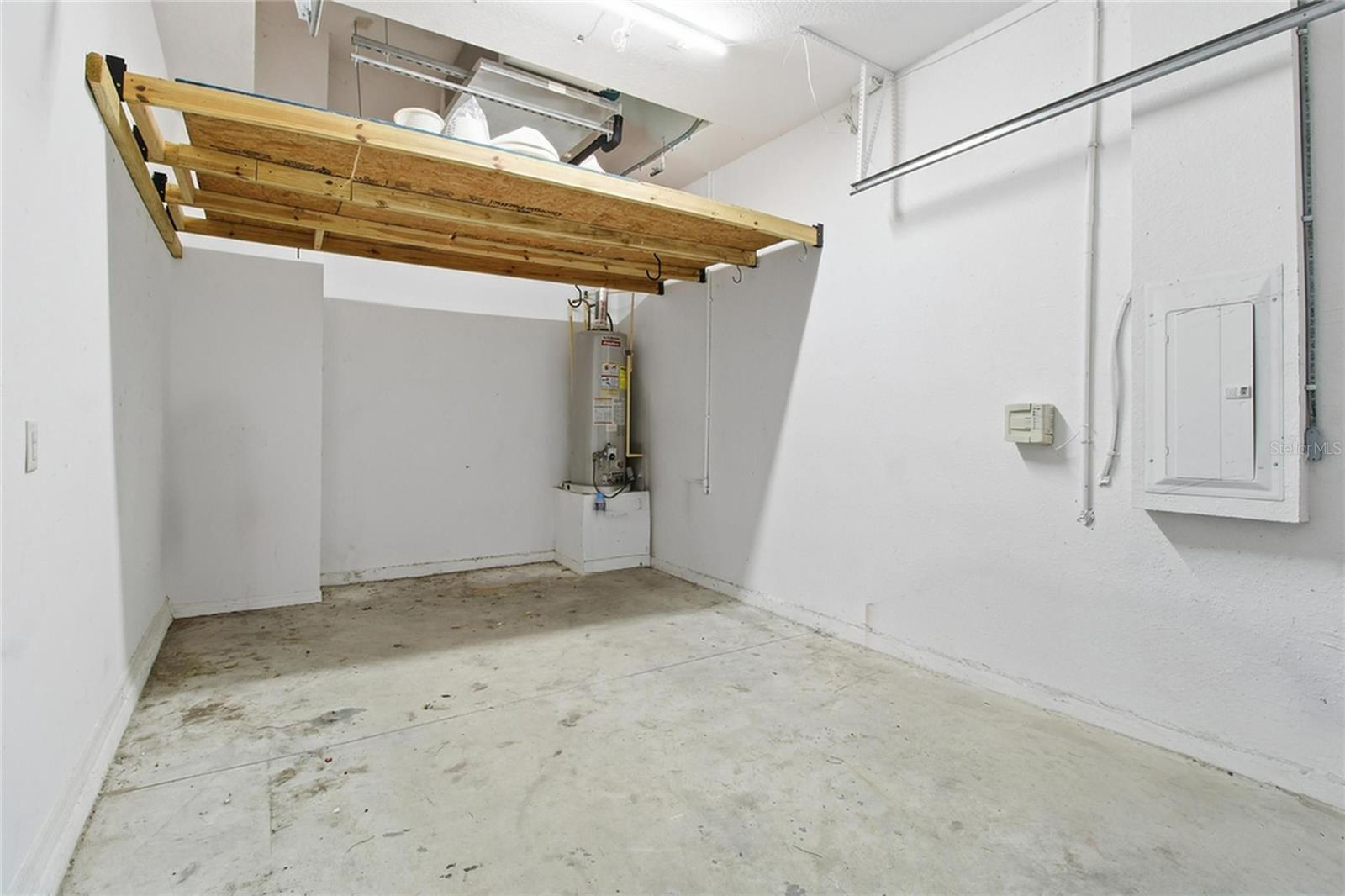 TUSCAN HILLS - Residential