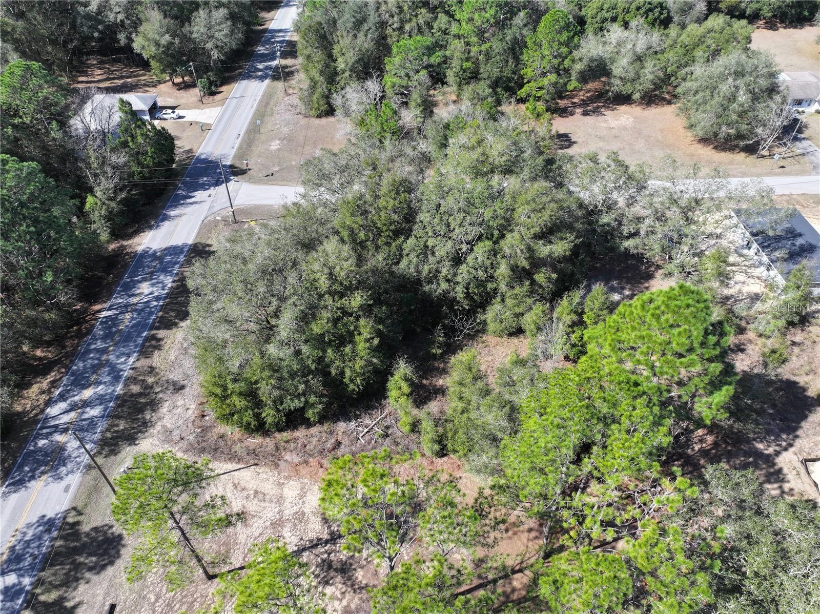 RAINBOW LAKES ESTATE - Land