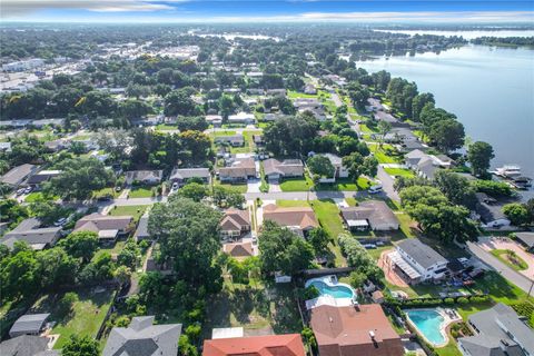 A home in WINTER HAVEN