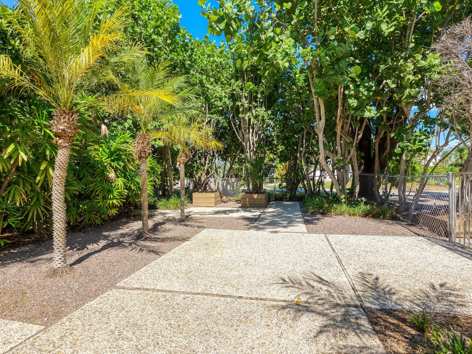 BAY ISLAND - Residential