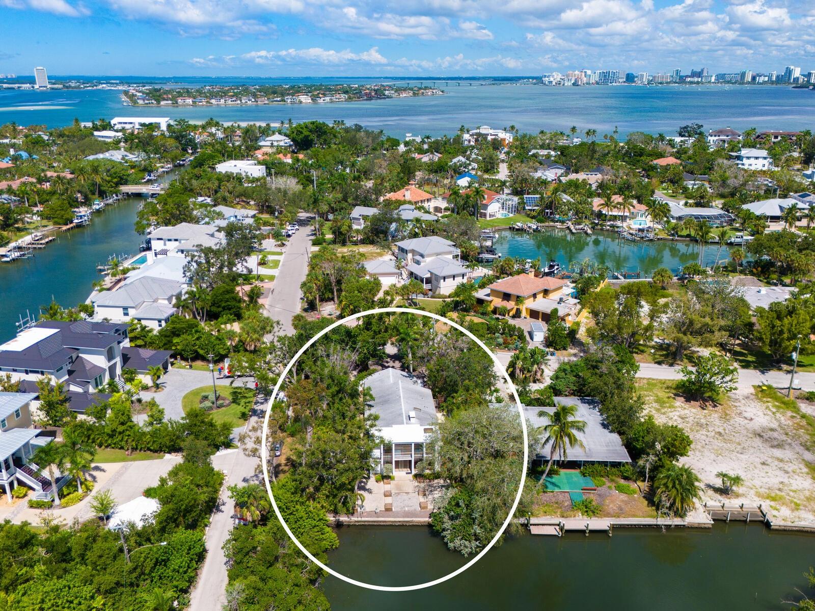 BAY ISLAND - Residential