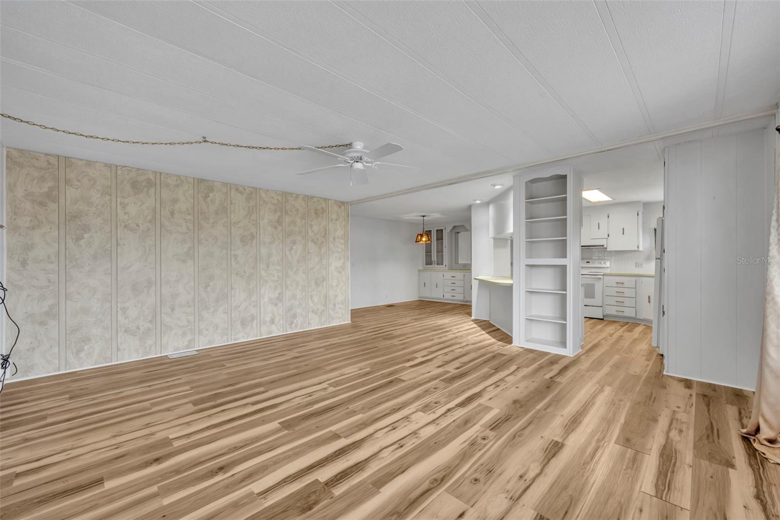 BANBURY VILLAGE CONDO - Residential