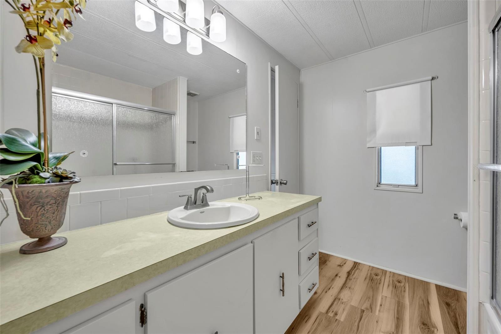 BANBURY VILLAGE CONDO - Residential