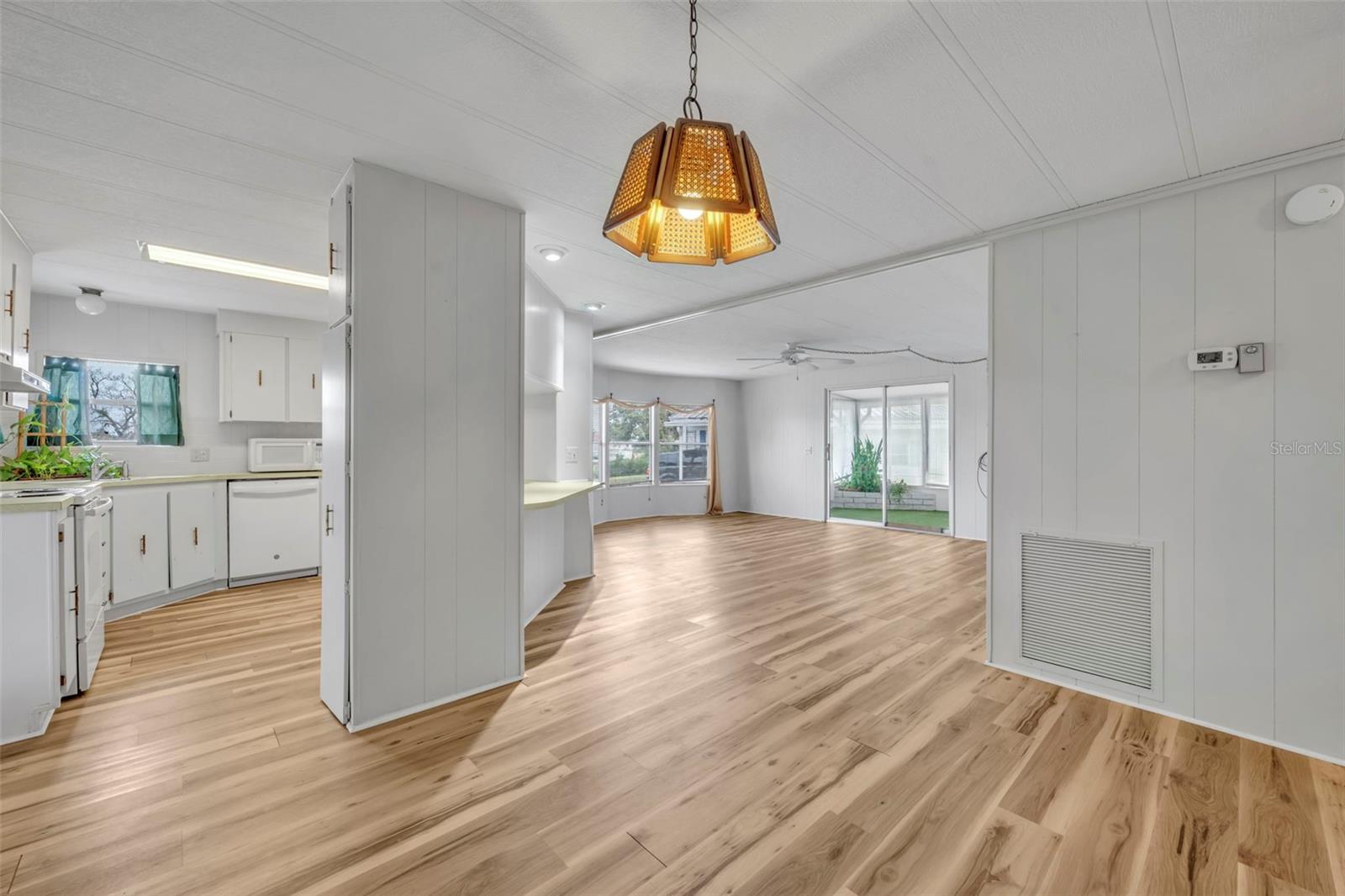 BANBURY VILLAGE CONDO - Residential