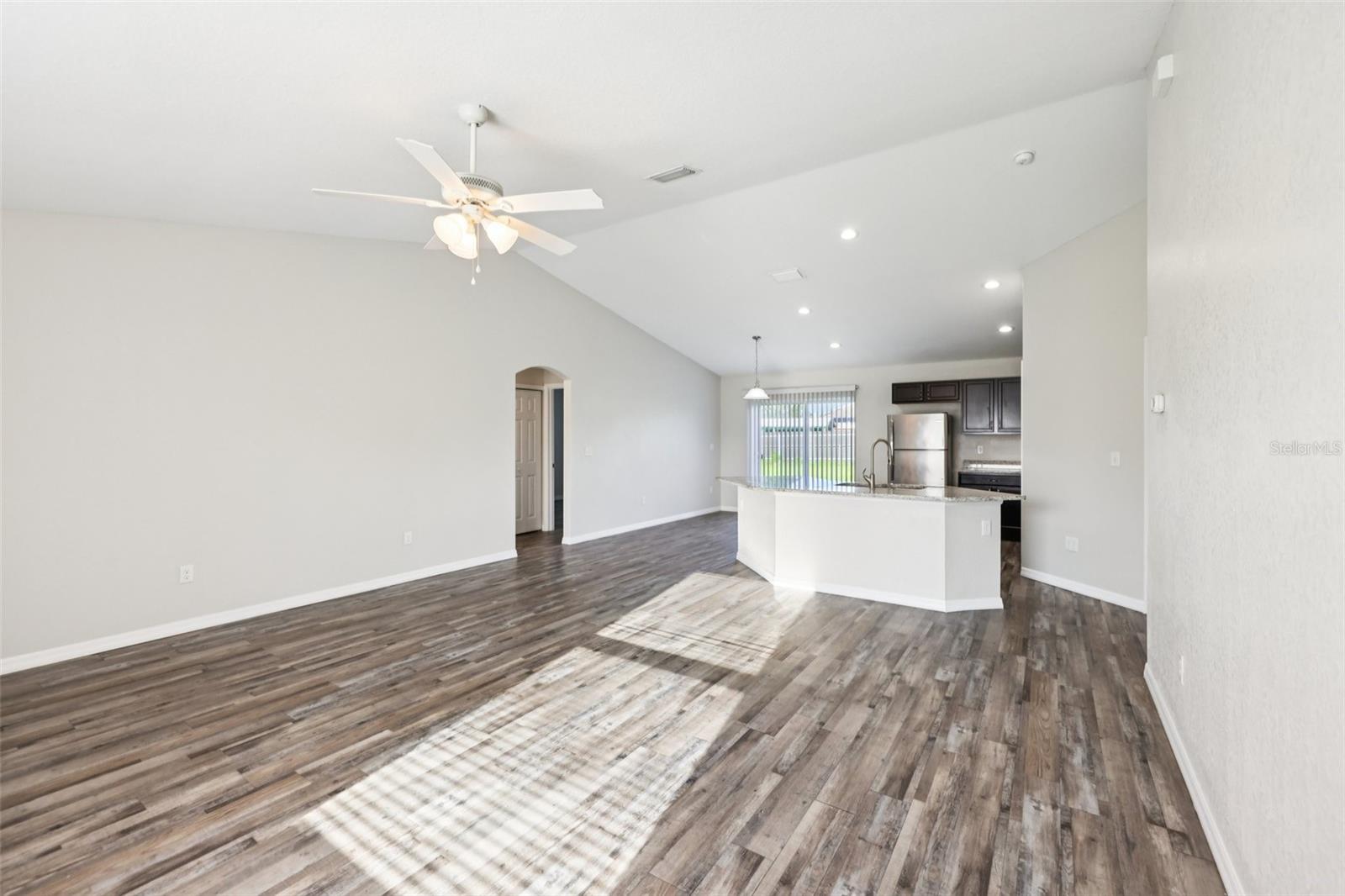 146 JUNIPER LOOP CIRCLE