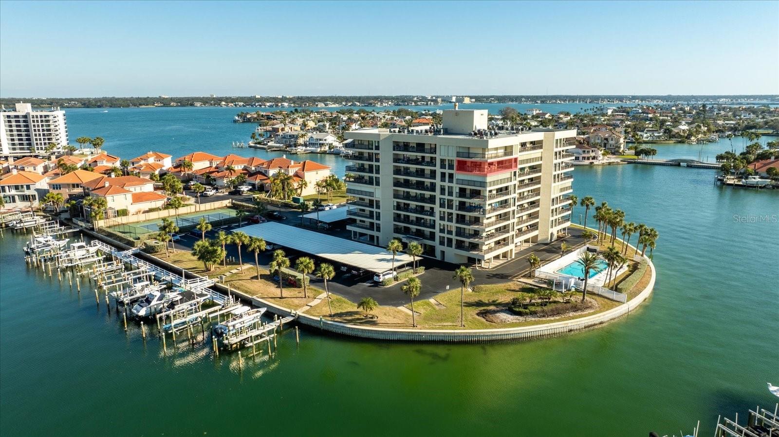 HARBORAGE CONDO BELLEAIR BEACH - Residential
