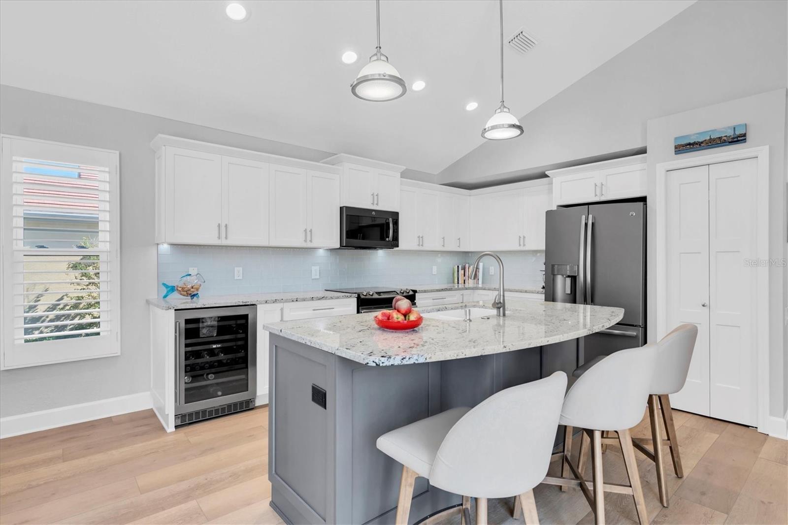 COLLEGE LANDINGS REP - Residential